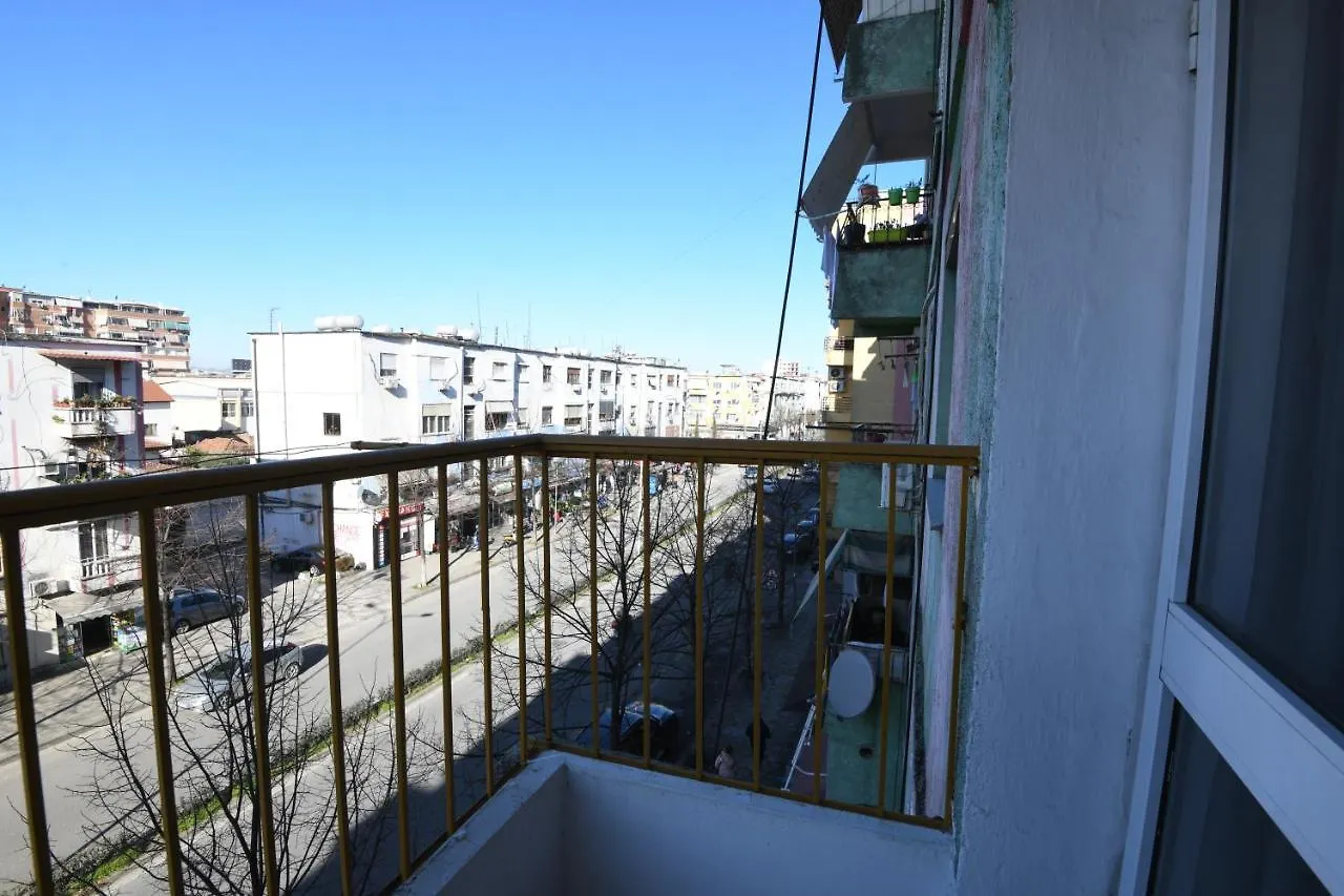 Rondine Studio Apartment Tirana