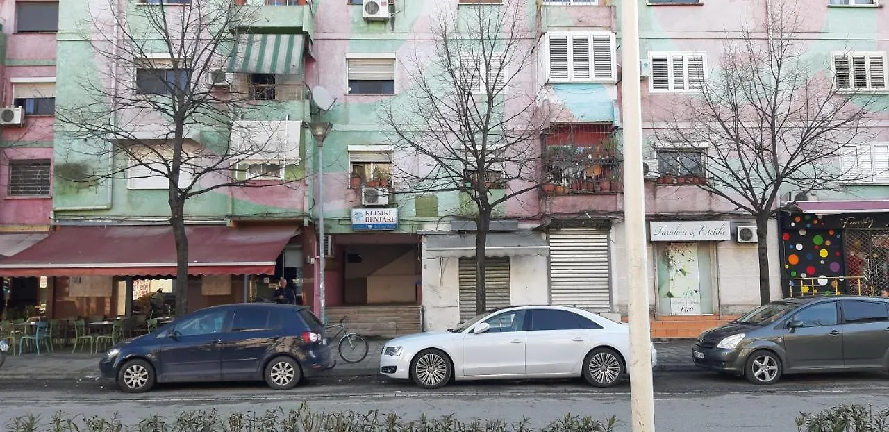 Rondine Studio Apartment Tirana